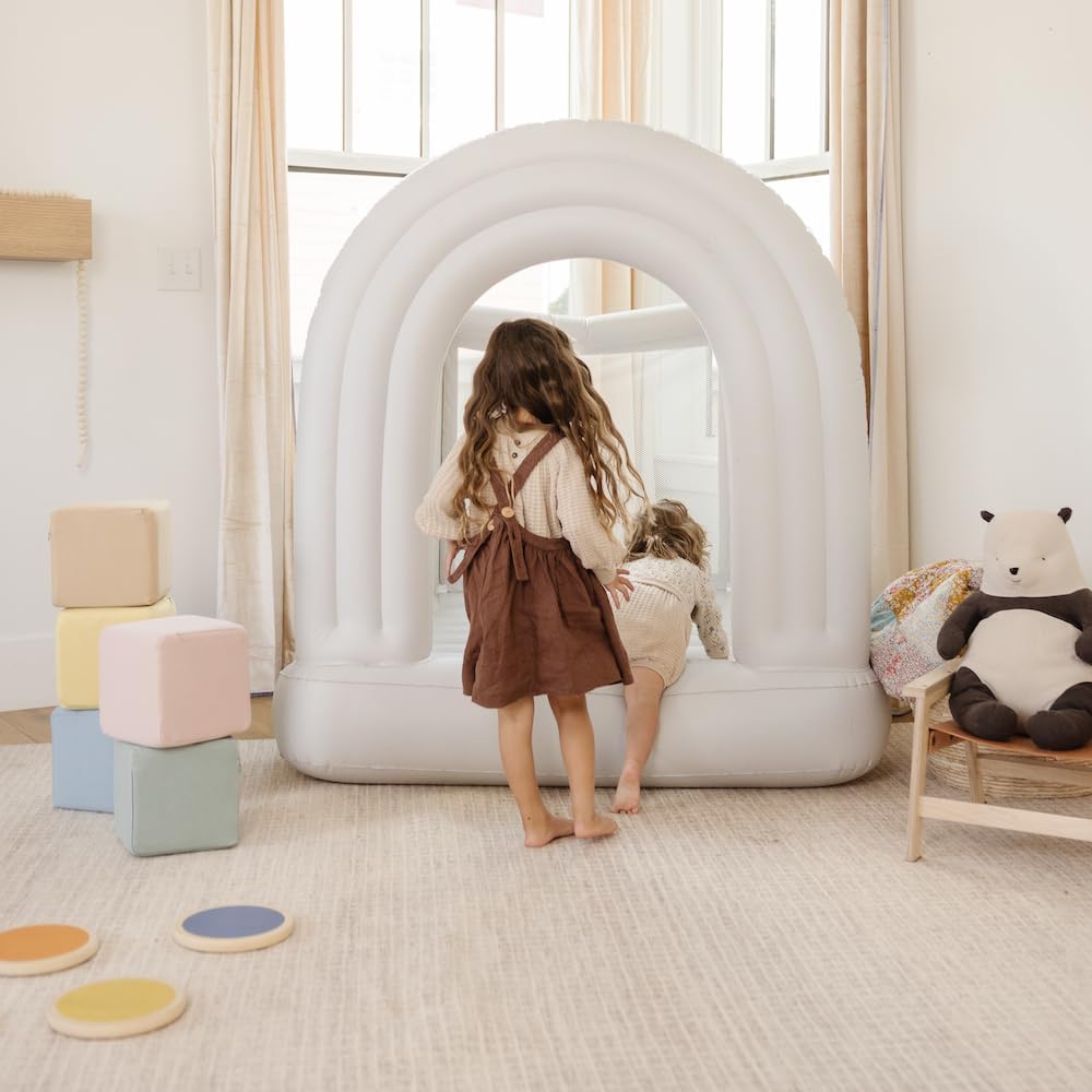 מיני טרמפולינה ביתית , עם מפוח מובנה (149*140*140 ס"מ)